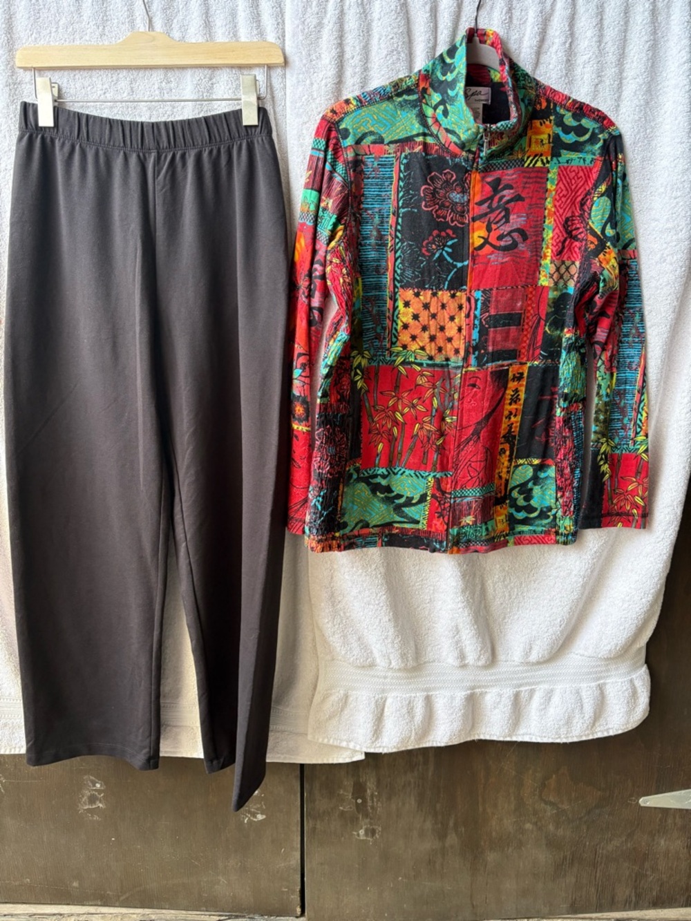 Retro Spa by Chico's Red and Black Tracksuit
